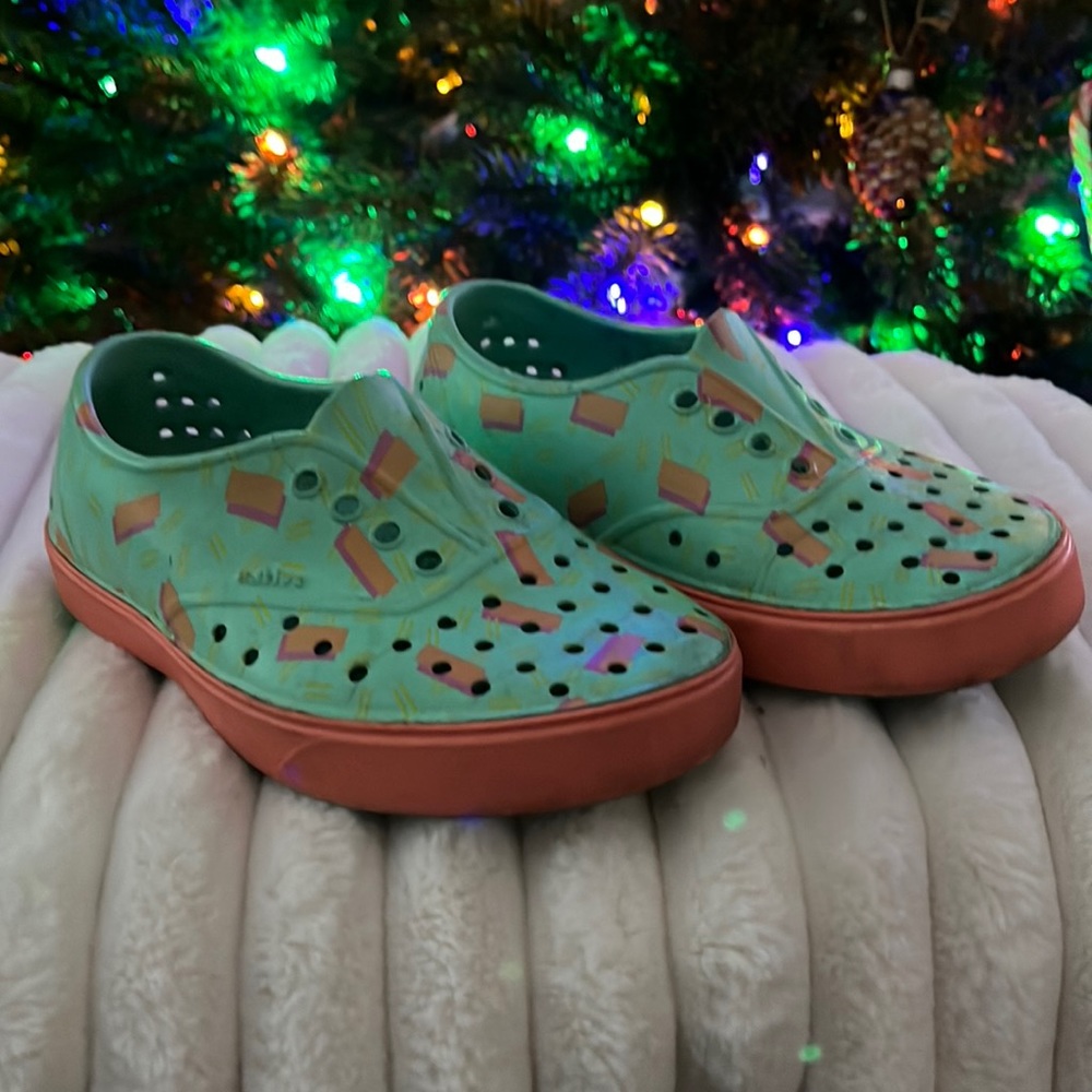 Native Kids unisex shoes